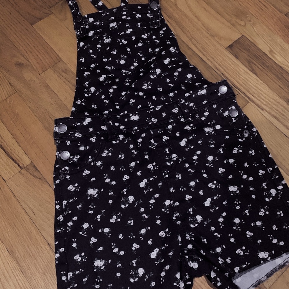 Floral Patterned Overalls